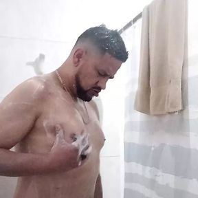 Fat boy takes a shower on his master&#039;s orders