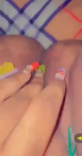 Masturbating solo amateur goonette shows her slutty side