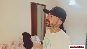 costureira safada nao aguentou ver cliente de pau duro!