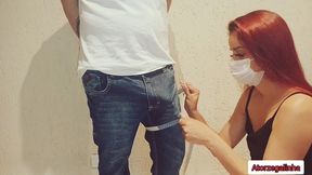 costureira safada nao aguentou ver cliente de pau duro!