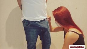 costureira safada nao aguentou ver cliente de pau duro!