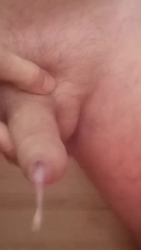 He Cums 2 Times with a Glass Dildo in His Ass!