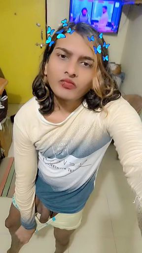 Must-share moment from &quot;Zoya shezadi bedroom and living room the happy mood Fun time&quot;