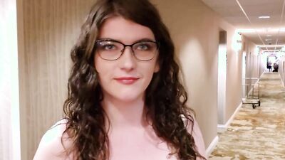 Whit girl makes BBC hard with a blowjob and gets fucked