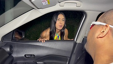 Peguei uma travestí na zona de rua da Barra funda