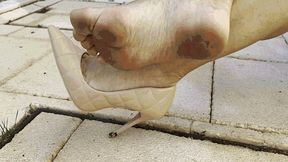 I lost my shoe while walking -10 MP4