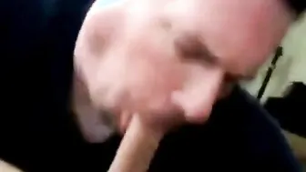 Amateur guy loves to deepthroat and swallow cum
