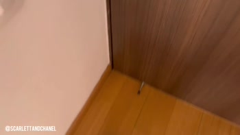 ScarlettandChanel - Chanel and Scarlett's Pizza Delivery Surprise