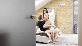 ”THICC exotic Babe Rides with her glorious Ass”