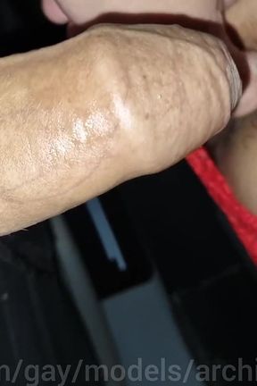 Fuck of Truck Drivers in Front of the Eyes Near the Highway with Cum in the Ass, They Almost Noticed a Dick in the Ass.