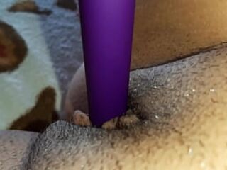 I'm testing a new sex toy on my pussy