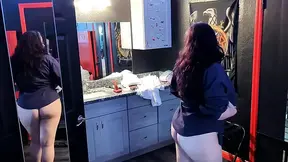 Hot Wife Still as Energy After Her Date on the Sex Swing