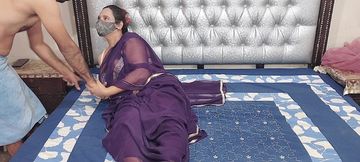 Husband come into the Bedroom after Taking a Bath and Fucked her Hot Wife Indian Desi Aunty ki Sex Xxxxx Video