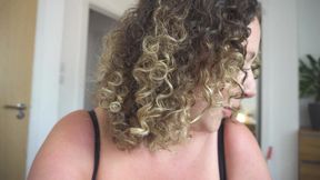 Gentle Giantess Maid's New Pet