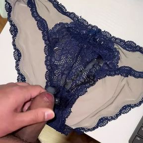 Cumming on my stepmom&#039;s panties