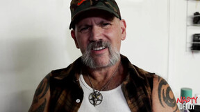 ”NASTYDADDY Daddy Dawg Gives His Heavy Meat & Rounded Balls Massage”