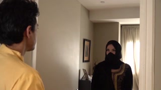 Muslim bhabhi ne Burka utha ke apne bhaiya se gaand chudwa li