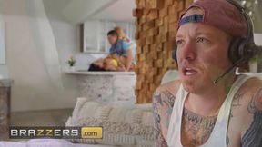 - Slutty Payton Preslee Cheats On Her Boring Boyfriend With His Sexy Older Stepbrother