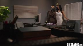 Kinky couple fucked sexy big ass teen so hot teen experienced rough fucking