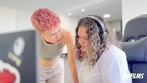 Uff Chupa Mas Rapido. Estaba En Clases Virtuales Y Me Chuparon La Vagina