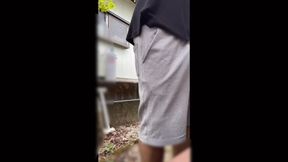 「ん、あぁ、、」野外でオナニーしてる女性の声がきこえて、、一緒に、いっちゃう