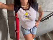 Mujer Me descubre y ME PIDE que la folle rápido para mantener el secreto