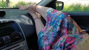 Amateur Blonde Mature Wife Enjoys Oral Sex in a Car