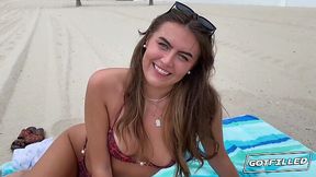 Brunette teen Selina, went to a stranger's place and got fucked POV