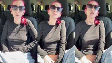 Petite Milf Uses Vibrator For Leaking Orgasm In Car