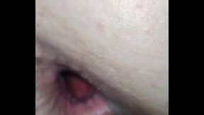 Meu cu t&aacute_ ficando todo arrombado, goza dentro da minha buceta