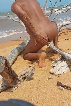 Ladysilva Femboy Hot Ass on the Beach