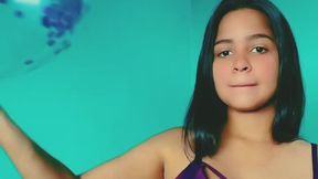 Looner girl romantic balloons