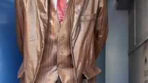 Perfect-Body Gal Penelope Woods Gives Head After A Date