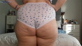 Ass Clenching In Granny Panties (WMV)