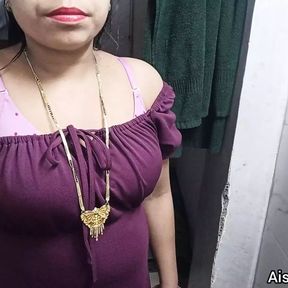 Indian Desi Bhabhi Has Secret Affair with Her Husband&#039;s Brother When Her Husband At Work She Was Secretly Sex With Him.