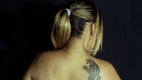 Smoking Close Lips Benson Menthol 100's Model Anita 96