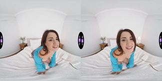 Studious Valentina Lapiedra Fingers Her Wet Pussy - TmwVRnet