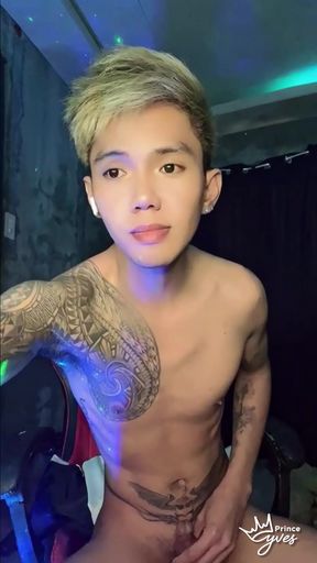 Inked Horny Twink Performed in a Live Webcam Show