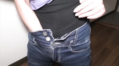 Japanese amateur gushing ass soaked cum while we masturbate together