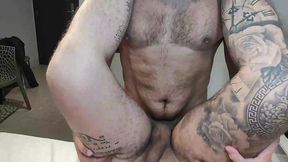 yuri gaucho visitou o tiago gaucho e fodeu gostoso com o puto - sexo gay sem camisinha - brazilian bear fucking hot