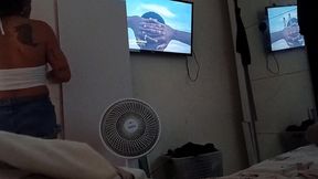 camera oculta real, provoquei o montador de moveis e ele nao resistiu