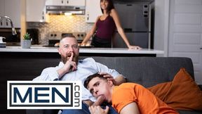 FELLOWS - Maverick Sun Gets Nasty While His Gf Cooks And Slinks A Quickie With Father Cakes