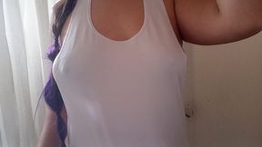 CAMISETA MOJADA: y t� qu� har�as con mis tetas?