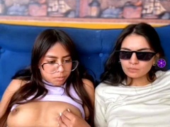 Lesbian friends showing off their bodies for us, and funny89