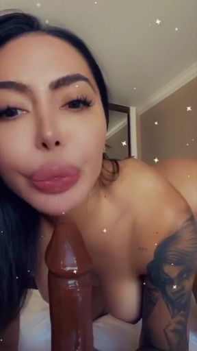 Dirty talking, big toys and masturbation