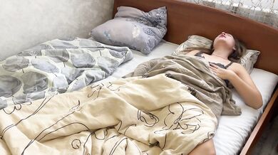 Morning masturbation ended with a sweet orgasm