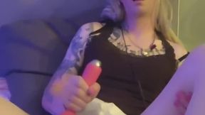 Day 3 of chastity. I’m so horny it’s actually insane. ? Come watch me struggle and get closer to a total sissygasm.