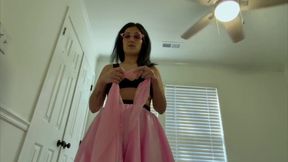 Devyn's Sultry '50s Giantess Fantasy HD POV Tiny Thrills Awaits!