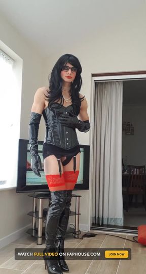 Fetish Bitch, get down on your knees and suck you little pathetic whore