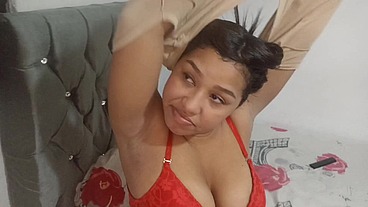 Me follo a la mejor amiga de mi esposa